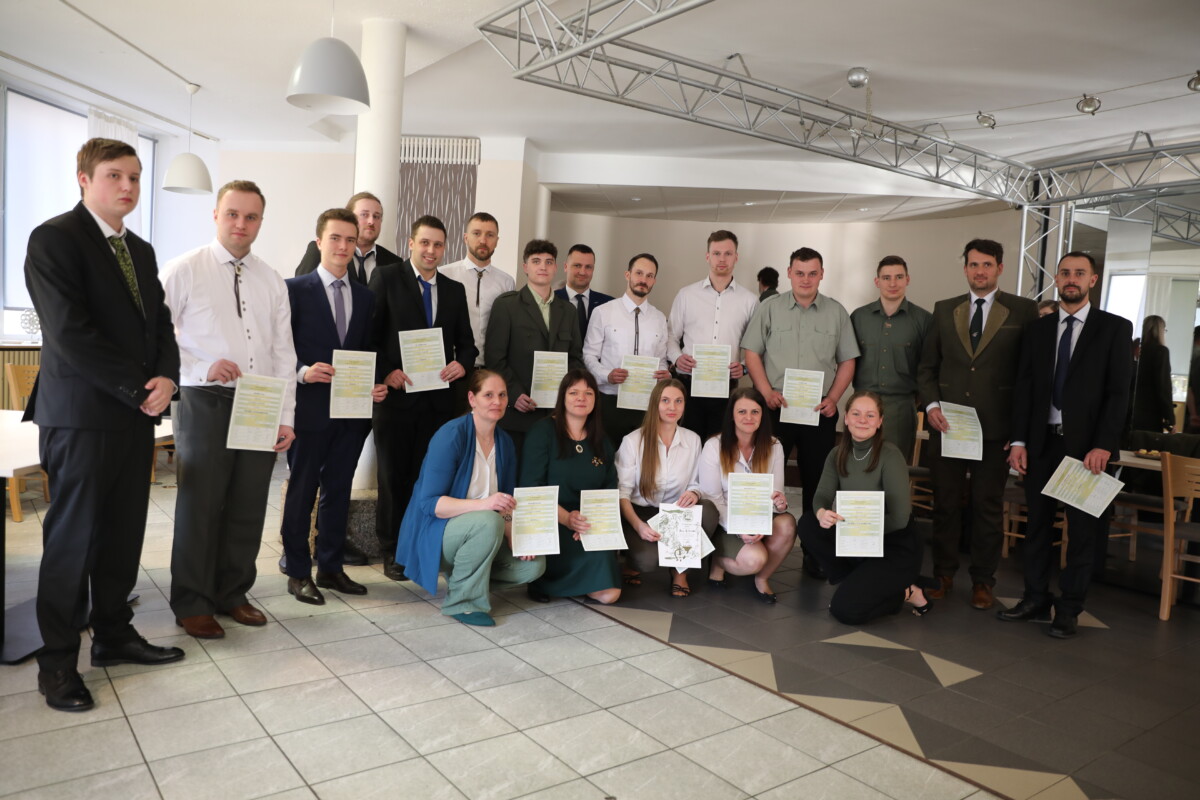 Zkoušky z myslivosti